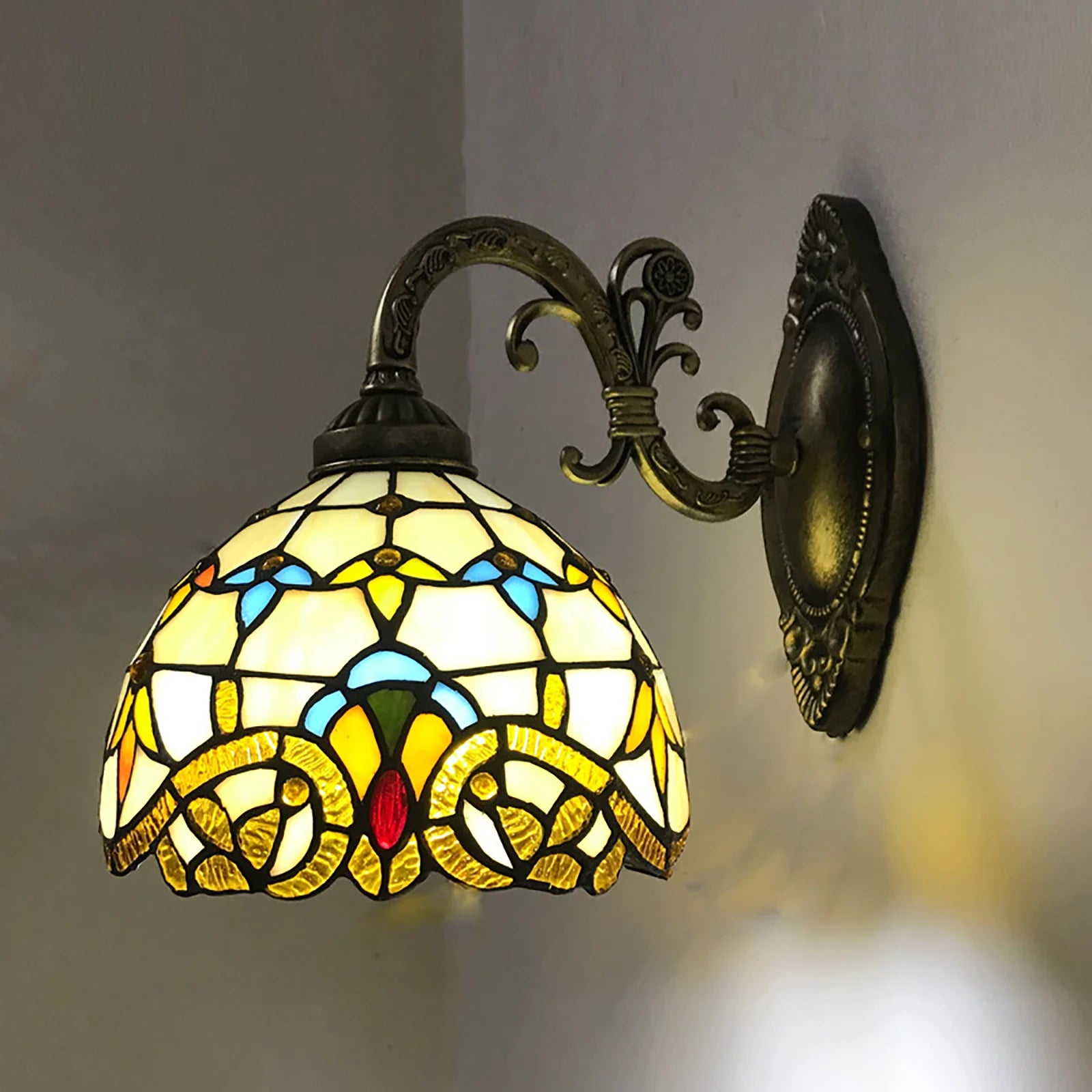 Tiffany Style Glass Dome Wall Lamp