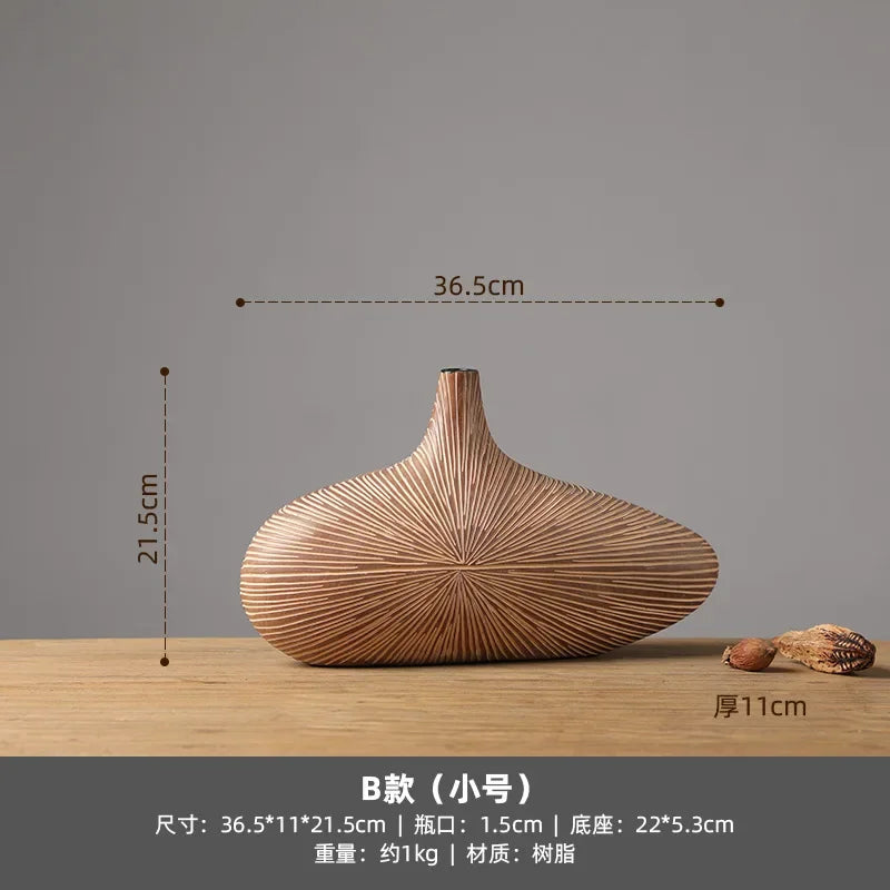 Unique Vase for Wet or Dry Flowers