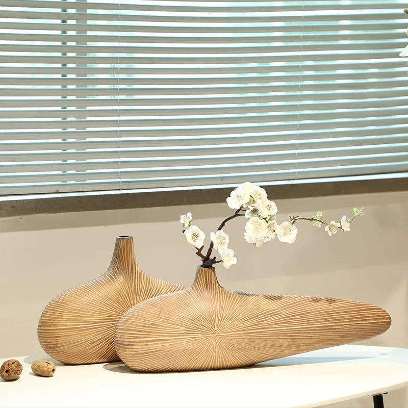 Unique Vase for Wet or Dry Flowers