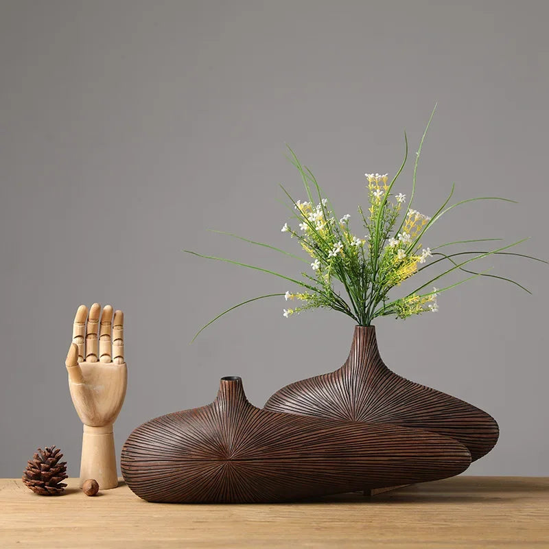 Unique Vase for Wet or Dry Flowers