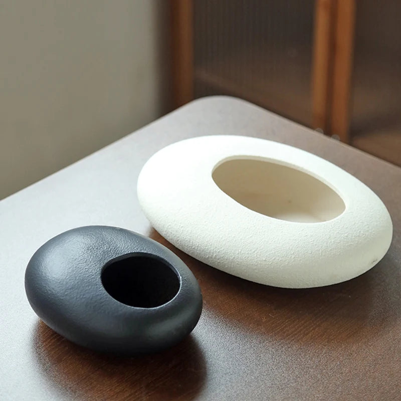 Modern Minimalist Ceramic Pot; 2 Sizes, 2 Colors